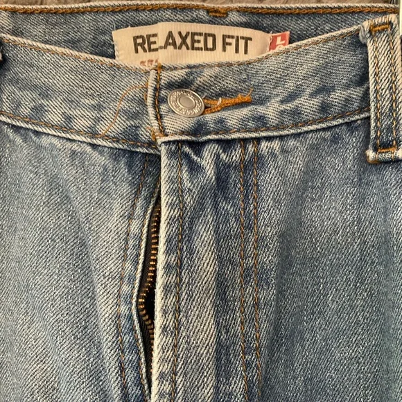 Levi's 550 Men’s Jeans 40x32 Blue Denim Relaxed Fit Straight Leg - Picture 2 of 6